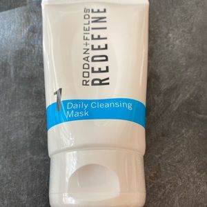 NEW Rodan and Fields redefine daily cleansing mask